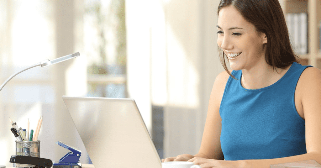 Manager thanking association volunteers